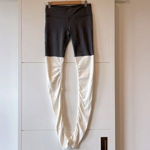 Brand new alo yoga leggings